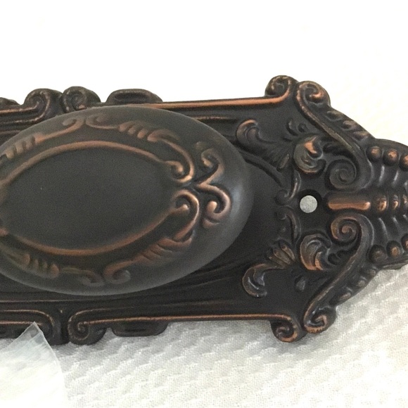 NEW Emtek Victoria 7-3/4 inch NonKeyed Sideplate Victoria Knob Bronze - Picture 2 of 7